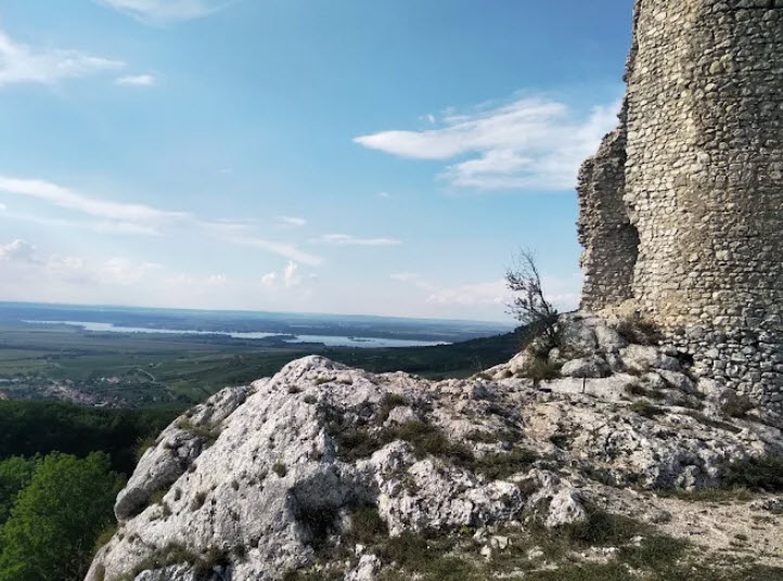 Zřícenina Hradu Sirotčí Hrádek, Czech Republic (Czechia)